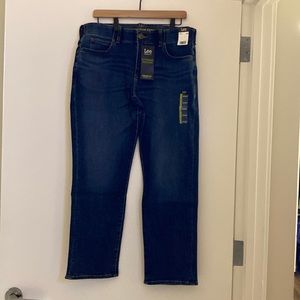 NEW Lee extreme motion straight leg jeans
